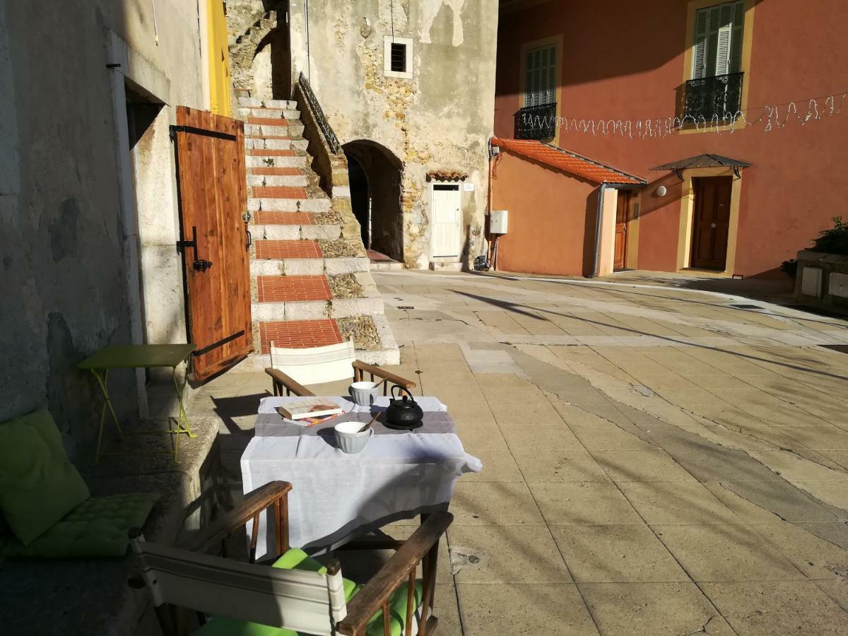 Monaco'S Cottage & Spa โรกบรูน-กัป-มาร์แต็ง ภายนอก รูปภาพ